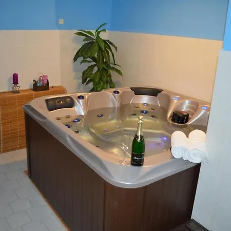 酒店 Maredis Rero 3*