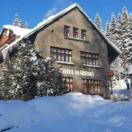 酒店 Maredis Rero 3*